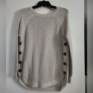 Beige sweater size M